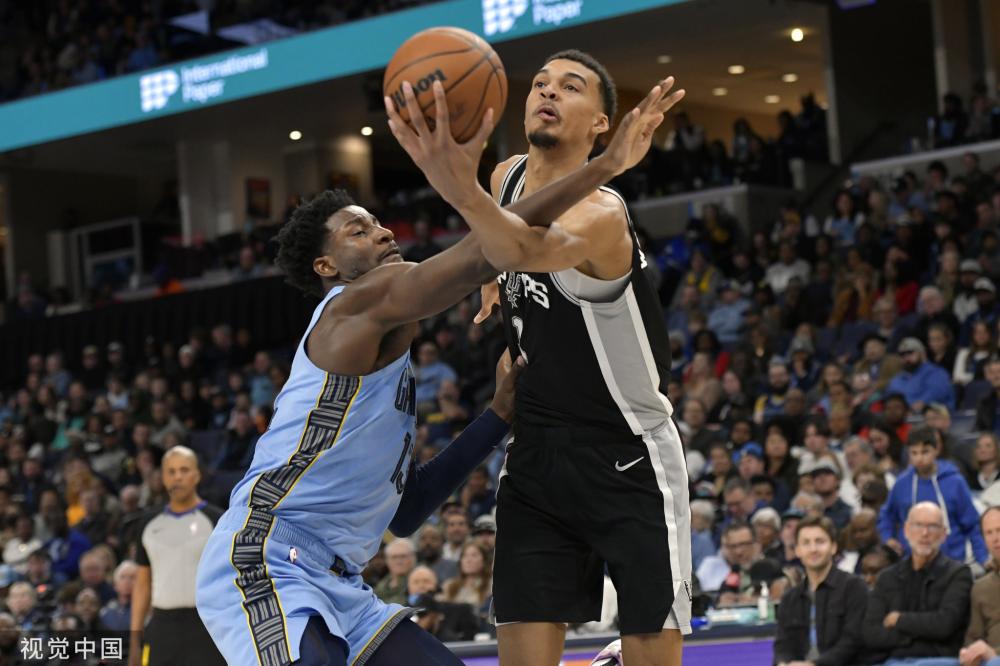 了他们的 了他们的