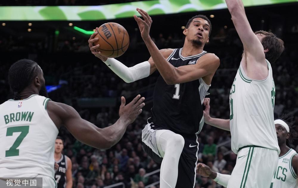 他多次在国 他多次在国